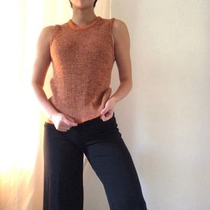 Orange 70s knit tank! 🌞🍊